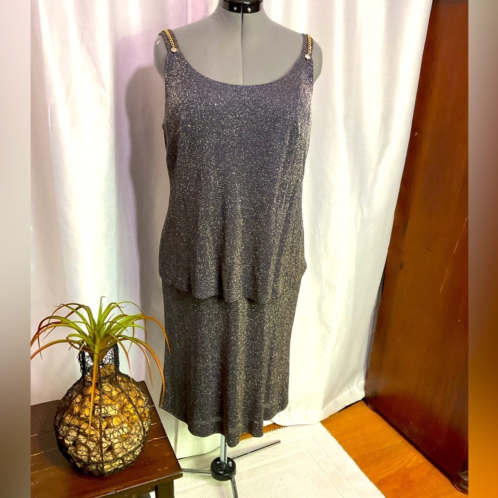 En Francais Dress  By Huey Waltzer
Vintage 90’s